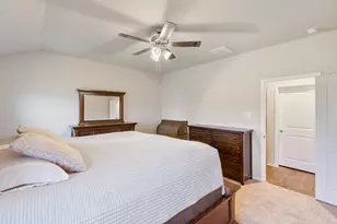 7906 Tamarind Ln, Baytown, TX 77521 - Photo 24