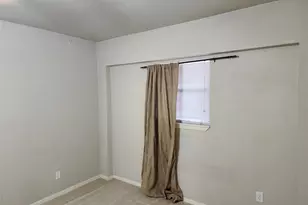 407 Ave C, Markham, TX 77456 - Photo 6