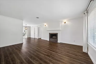 426 Pebblebrook Drive, Seabrook, TX 77586 - Photo 8