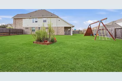 215 San Gabriel, Baytown, TX 77523 - Photo 22