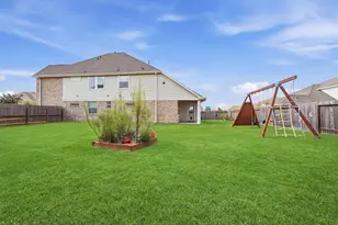 215 San Gabriel, Baytown, TX 77523 - Photo 22