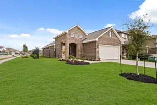 13122 Leisure Cove Dr, La Marque, TX 77568 - Photo 2