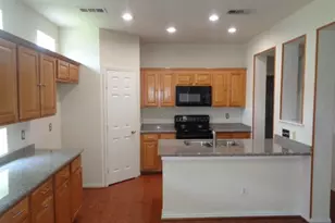 10326 Thornmont Ln, Houston, TX 77070 - Photo 14