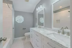 22 E New Avery Pl, The Woodlands, TX 77382 - Photo 24