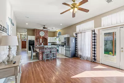 8011 Oceanside Drive, Houston, TX 77095 - Photo 16