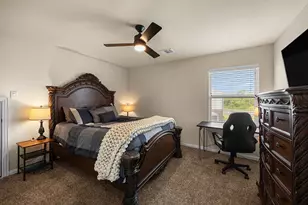 341 Burgundy Dr, Alvin, TX 77511 - Photo 28