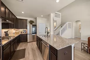 341 Burgundy Dr, Alvin, TX 77511 - Photo 16