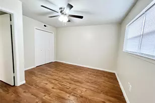 2400 5th St, Bay City, TX 77414 - Photo 8