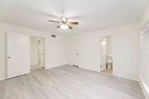 4276 Belle Park Dr, Houston, TX 77072 - Photo 10