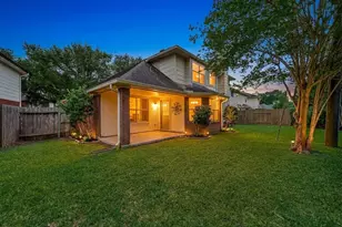 4210 W Meadows Dr, Sugar Land, TX 77479 - Photo 46