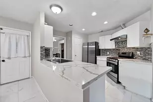 4210 W Meadows Dr, Sugar Land, TX 77479 - Photo 22