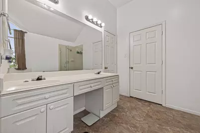 4210 W Meadows Drive, Sugar Land, TX 77479 - Photo 40