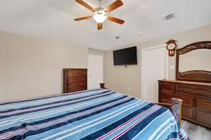 4210 W Meadows Dr, Sugar Land, TX 77479 - Photo 40