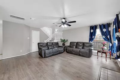 4210 W Meadows Drive, Sugar Land, TX 77479 - Photo 26