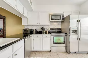 930 Rutland St, Houston, TX 77008 - Photo 4