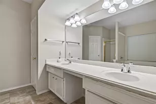 5911 Indian Hills Ln Ln, Sugar Land, TX 77479 - Photo 16