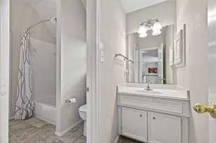 5911 Indian Hills Ln Ln, Sugar Land, TX 77479 - Photo 18