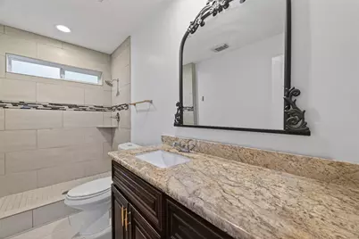 4019 Saint Michaels Court, Sugar Land, TX 77479 - Photo 32