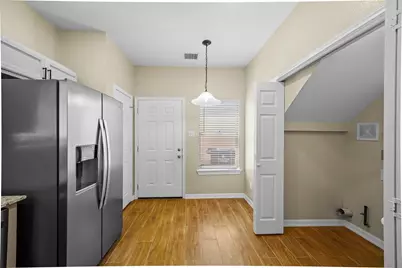 1714 Claremont Garden Circle, Houston, TX 77047 - Photo 10