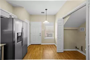1714 Claremont Garden Cir, Houston, TX 77047 - Photo 10