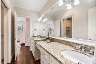 4609 Beech St, Bellaire, TX 77401 - Photo 38