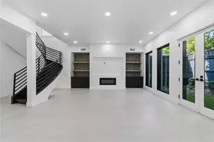54 Legend Ln, Houston, TX 77024 - Photo 18