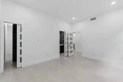 54 Legend Lane, Houston, TX 77024 - Photo 6