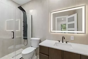 54 Legend Ln, Houston, TX 77024 - Photo 28