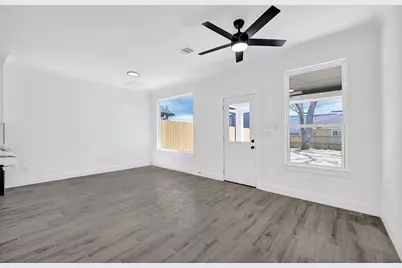 116 York Street, South Houston, TX 77587 - Photo 8