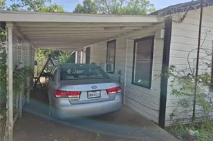 169 2nd St, Van Vleck, TX 77482 - Photo 2