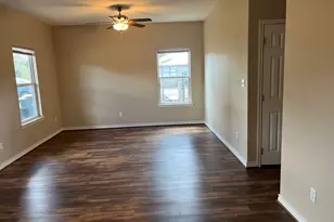 1841 Caroline Ln, Sealy, TX 77474 - Photo 4