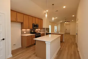 30910 Newcomb Lndg Ln, Waller, TX 77484 - Photo 2