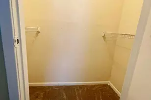 3055 Walnut Bend Ln, Houston, TX 77042 - Photo 16