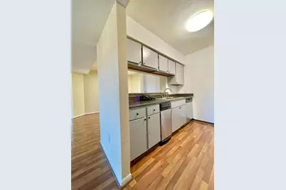 3055 Walnut Bend Lane #36, Houston, TX 77042 - Photo 8