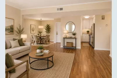 3055 Walnut Bend Lane #36, Houston, TX 77042 - Photo 2