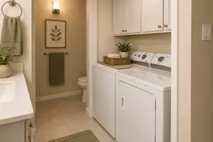 3055 Walnut Bend Ln, Houston, TX 77042 - Photo 8