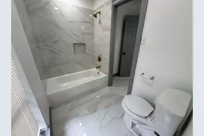 5850 Paisley Street, Houston, TX 77096 - Photo 10