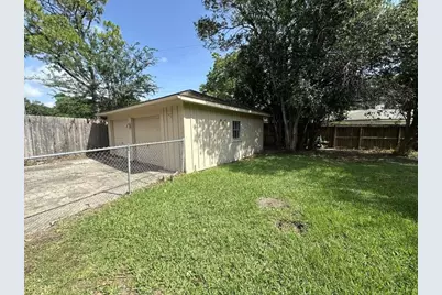 5850 Paisley Street, Houston, TX 77096 - Photo 16