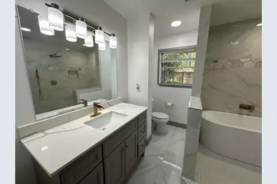 5850 Paisley Street, Houston, TX 77096 - Photo 14