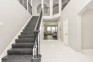 2110 5 Iron Dr, Houston, TX 77089 - Photo 4