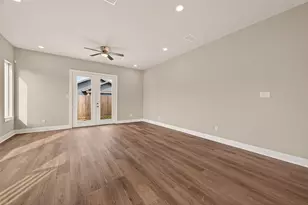 1504 Hussion St, Houston, TX 77003 - Photo 6