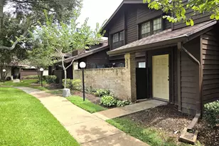 2611 Grants Lake Blvd, Sugar Land, TX 77479 - Photo 2
