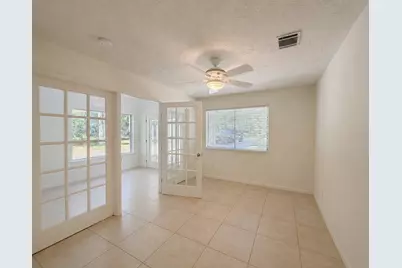 26 Lazy Lane, The Woodlands, TX 77380 - Photo 4