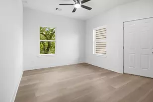 307 Bolden A/B St, Houston, TX 77029 - Photo 4