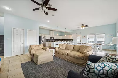 4015 Warchest Court, Galveston, TX 77554 - Photo 12