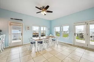 4015 War Chest Ct, Galveston, TX 77554 - Photo 10