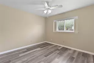 12303 Barryknoll Ln, Houston, TX 77024 - Photo 14