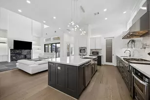 4951 Valkeith Dr, Houston, TX 77096 - Photo 10