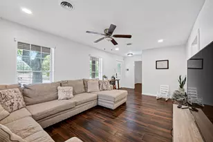 10263 Old Orchard Rd, La Porte, TX 77571 - Photo 4