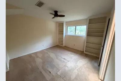 2318 Parkdale Drive, Houston, TX 77339 - Photo 10